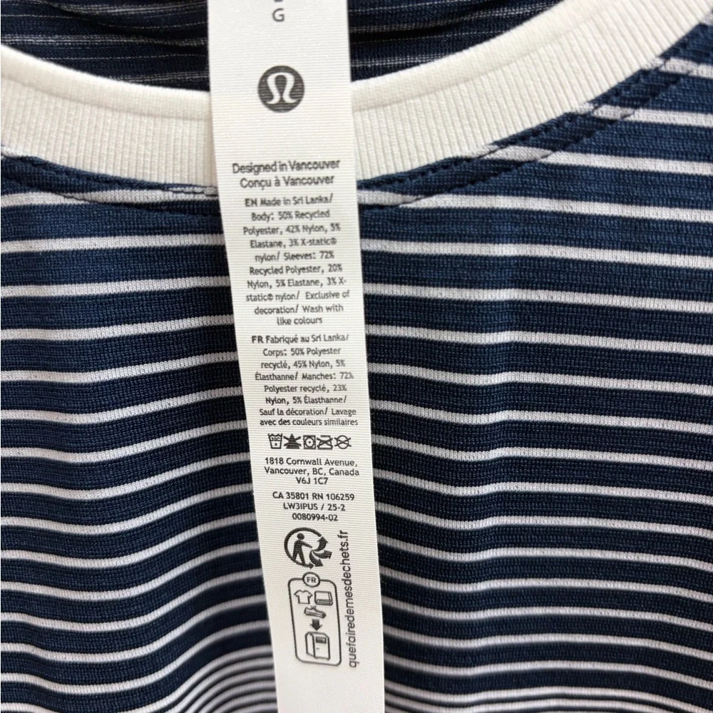 Lululemon Seamless Classic-Fit Mariner Navy and White Striped Tee. Size L - Picture 3 of 7
